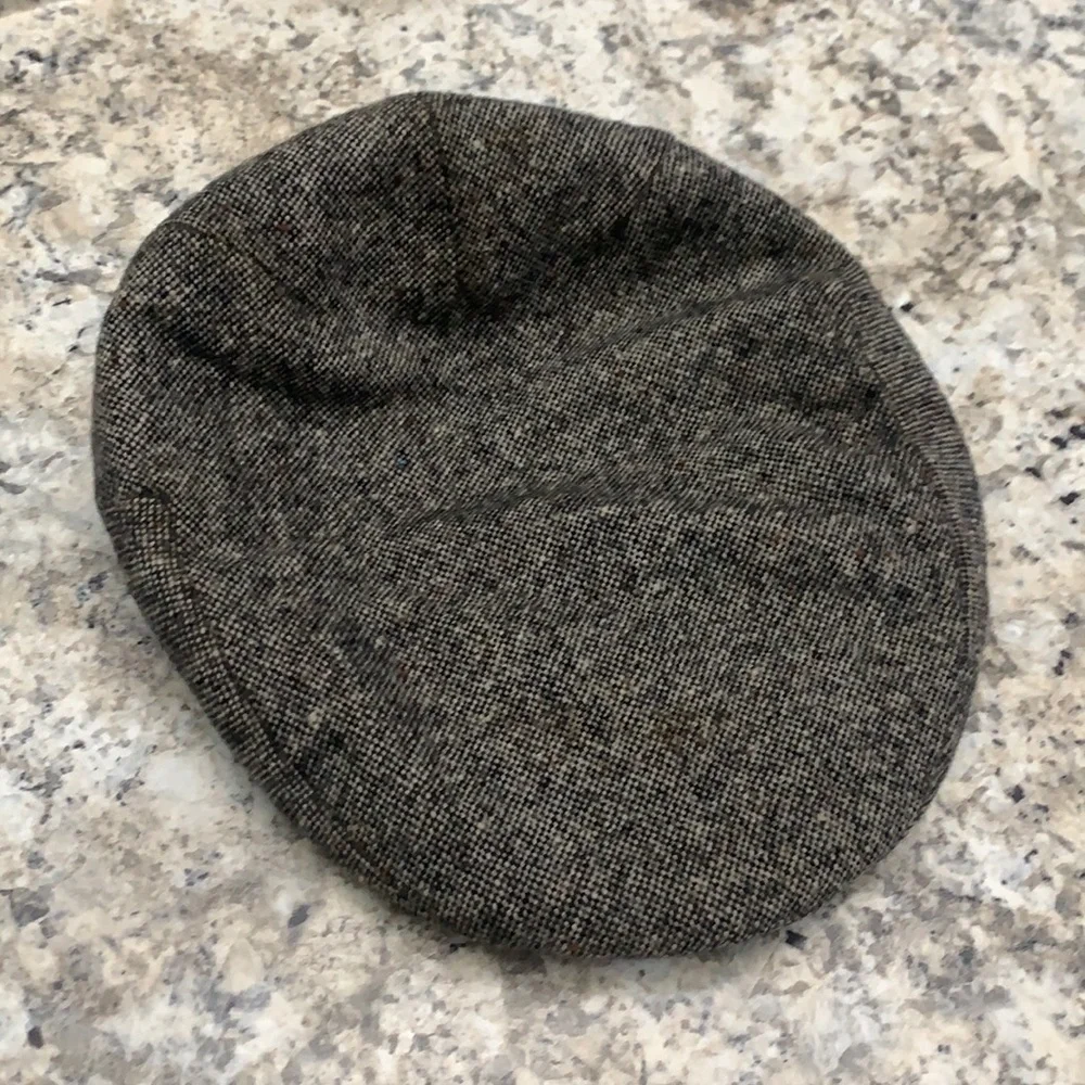 Hat - Picture 1 of 4